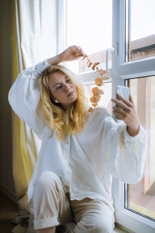 How to Take the Perfect Photo for Your Virtual Color Analysis